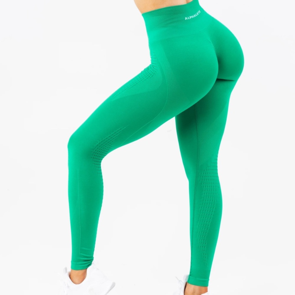 Alphalete Amplify Contour legging